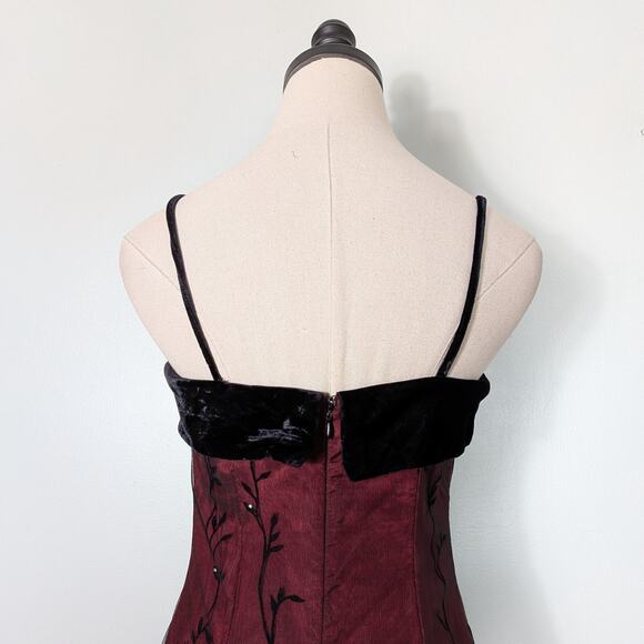 Vintage Nightway Prom Dress Maxi Gown 6 Red Black 90S Y2K Goth Floral Velvet - Picture 9 of 11